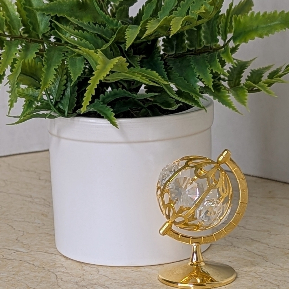 Vintage Crystal Creations Austrian 24K Gold Plated Mini Globe Ornament - Picture 9 of 9
